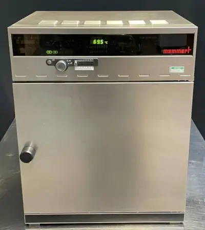 E15262D - Üniversal ısıtma dolabı MEMMERT UFB 400