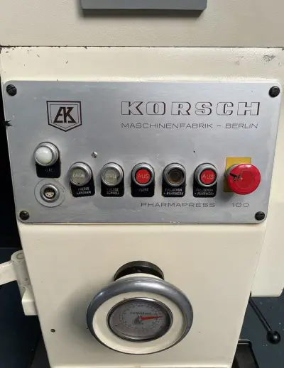 F16384D - KORSCH PHARMAPRESS PH 106 Rotary Tablet Press 6 Stations